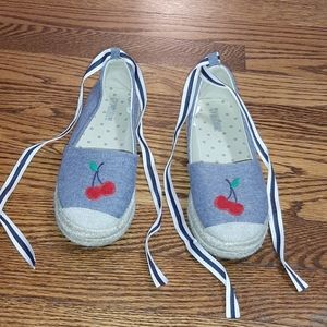 Gymboree girls size 13 shoes